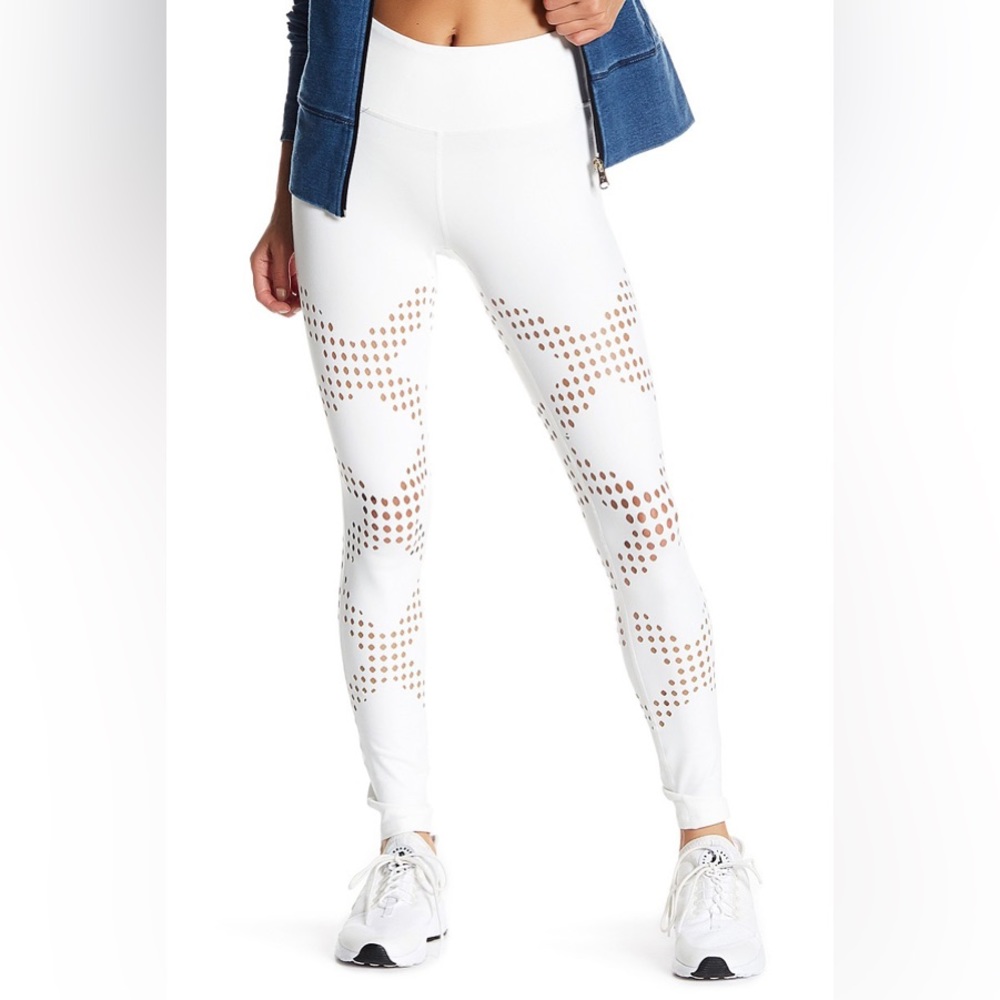 Prjon White Cross Laser-Cut Legging